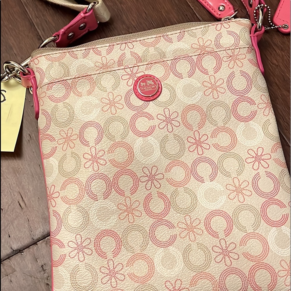 Coach signature C crossbody purse
